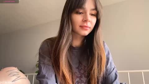 Lily online show from 03/30/26, 09:21