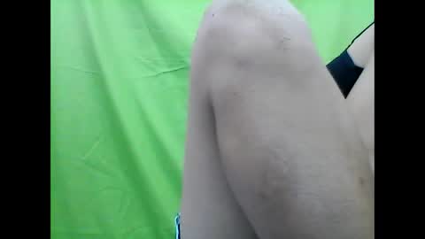 Mariel online show from 09/18/25, 02:13