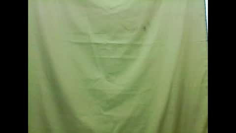 Mariel online show from 10/09/25, 01:25