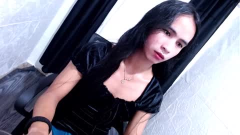 Snapshot of xxalthealicousxx chatting on 03/06/25, 07:25 althea online show from 03/06/25, 07:25