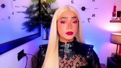 Snapshot of xxasian_goddessxx chatting on 03/17/26, 05:00 xxasian_goddessxx online show from 03/17/26, 05:00