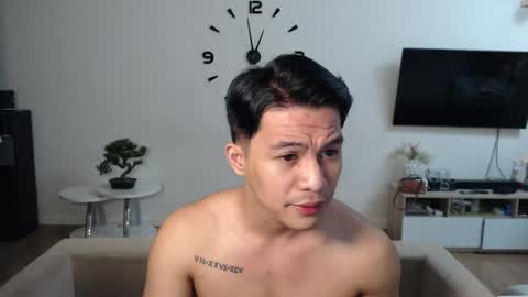 Sam online show from 01/09/25, 02:22