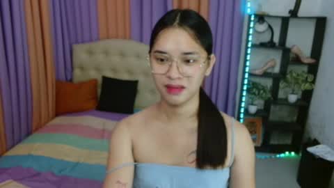 CHLOES ROOM online show from 11/26/25, 12:55