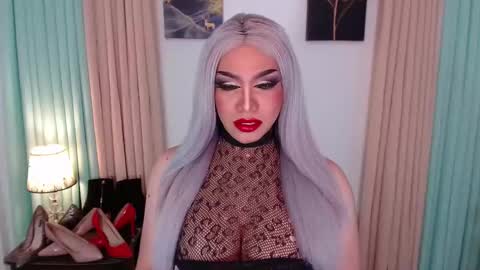 xxeroticdhaliaxx online show from 12/15/25, 03:33