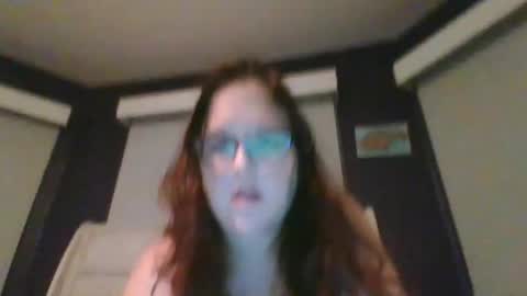 Snapshot of xxfrecklez chatting on 01/27/25, 06:30 xxfrecklez online show from 01/27/25, 06:30