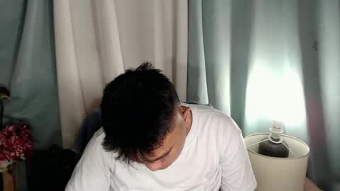 Snapshot of xxhotloyd_cummerx chatting on 12/09/24, 05:41 Loyd online show from 12/09/24, 05:41