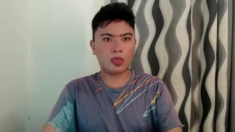 Snapshot of xxhotloyd_cummerx chatting on 12/26/24, 10:37 Loyd online show from 12/26/24, 10:37