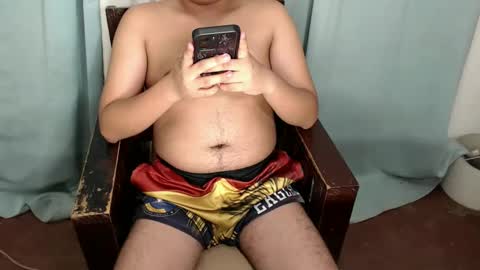 Snapshot of xxhotloyd_cummerx chatting on 01/07/25, 12:41 Loyd online show from 01/07/25, 12:41