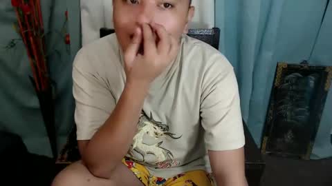 Snapshot of xxhotloyd_cummerx chatting on 02/26/25, 06:43 Loyd online show from 02/26/25, 06:43