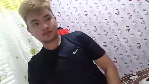 Snapshot of xxhotloyd_cummerx chatting on 09/23/25, 11:35 Loyd online show from 09/23/25, 11:35