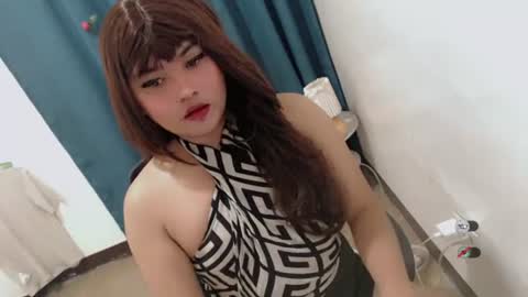 Snapshot of xxhotloyd_cummerx chatting on 06/24/26, 07:46 Loyd online show from 06/24/26, 07:46