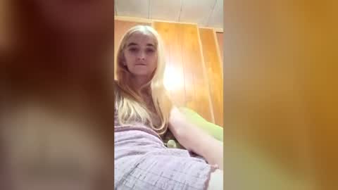 xxjessiebugxx online show from 06/18/26, 02:56