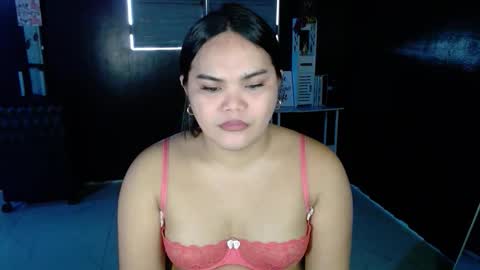 Kylie Smith online show from 11/08/25, 05:18