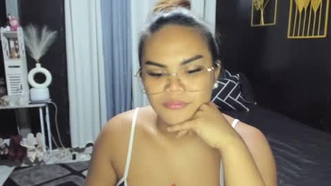 Kylie Smith online show from 06/27/26, 12:22