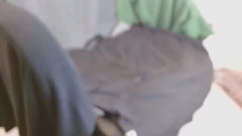 Snapshot of xxlecheroxx chatting on 12/17/24, 03:17 xxlecheroxx online show from 12/17/24, 03:17