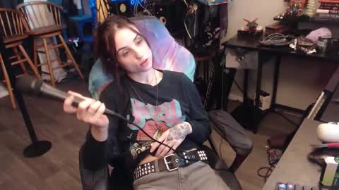 Lilith online show from 10/22/25, 02:45