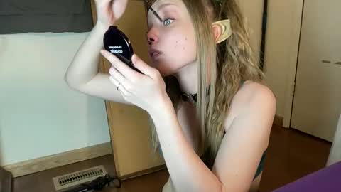 Snapshot of xxloveanastasia chatting on 03/13/26, 04:13 LoveAnastasia online show from 03/13/26, 04:13