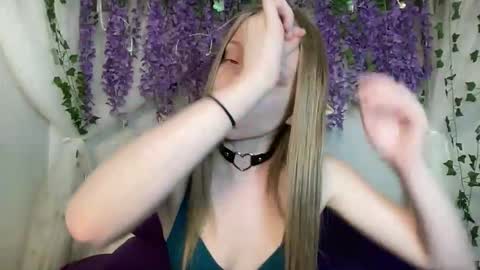 Snapshot of xxloveanastasia chatting on 04/06/26, 03:02 LoveAnastasia online show from 04/06/26, 03:02