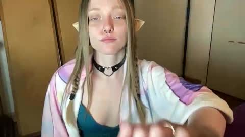 Snapshot of xxloveanastasia chatting on 04/08/26, 03:45 LoveAnastasia online show from 04/08/26, 03:45