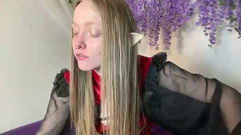 Snapshot of xxloveanastasia chatting on 04/21/26, 03:39 LoveAnastasia online show from 04/21/26, 03:39