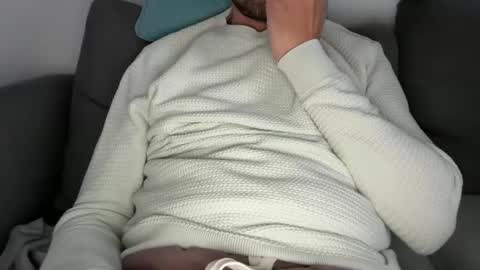 Snapshot of xxlspain_ chatting on 12/15/25, 08:07 xxlspain_ online show from 12/15/25, 08:07