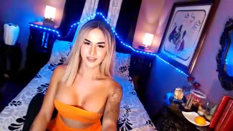 Snapshot of xxqueenofperfectionxx chatting on 01/02/25, 08:17 urperfection kelly online show from 01/02/25, 08:17