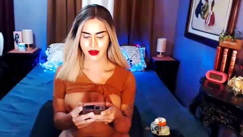 Snapshot of xxqueenofperfectionxx chatting on 01/23/25, 05:10 urperfection kelly online show from 01/23/25, 05:10