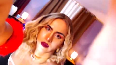 Snapshot of xxqueenofperfectionxx chatting on 01/24/25, 03:45 urperfection kelly online show from 01/24/25, 03:45