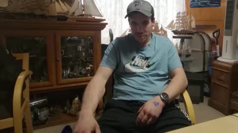 Snapshot of xxscubastevexxx chatting on 03/29/26, 10:21 xxScubaStevexx online show from 03/29/26, 10:21