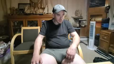Snapshot of xxscubastevexxx chatting on 04/17/26, 03:42 xxScubaStevexx online show from 04/17/26, 03:42