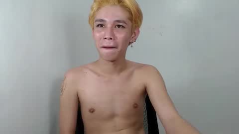 Snapshot of xxsebastian18 chatting on 12/12/24, 07:48 seb online show from 12/12/24, 07:48