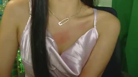 Snapshot of xxsexyass chatting on 12/28/24, 10:13 Kelsey online show from 12/28/24, 10:13