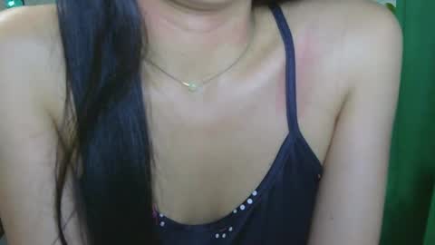 Snapshot of xxsexyass chatting on 01/06/25, 09:32 Kelsey online show from 01/06/25, 09:32