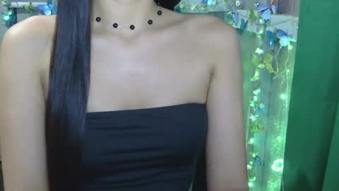 Snapshot of xxsexyass chatting on 01/10/25, 10:36 Kelsey online show from 01/10/25, 10:36