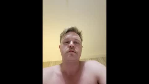 xxsexyblondeboyxx online show from 12/19/24, 05:29