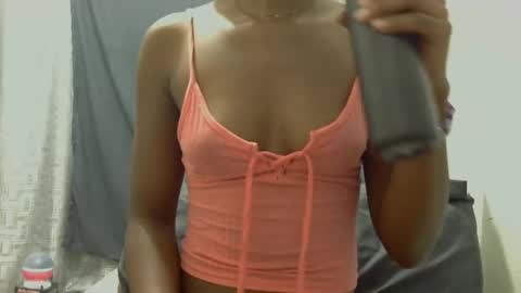 xxsexytalia28 online show from 02/12/25, 06:51