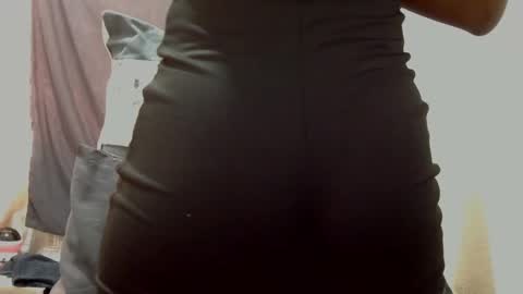 xxsexytalia28 online show from 03/03/25, 11:55