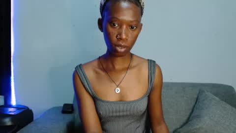 xxsexytalia28 online show from 10/14/25, 04:24