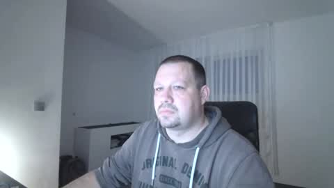 Eddi online show from 12/30/24, 07:04