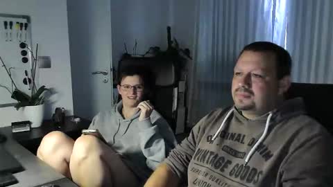 Eddi online show from 09/11/25, 04:51