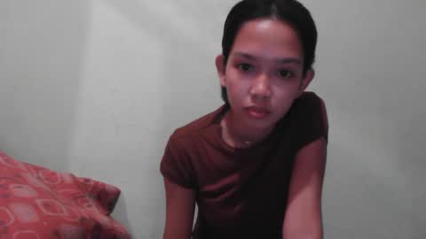 Snapshot of xxsweet_cristine18 chatting on 03/02/25, 03:45 xxsweet_cristine18 online show from 03/02/25, 03:45