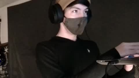 David Fox online show from 02/28/25, 06:54