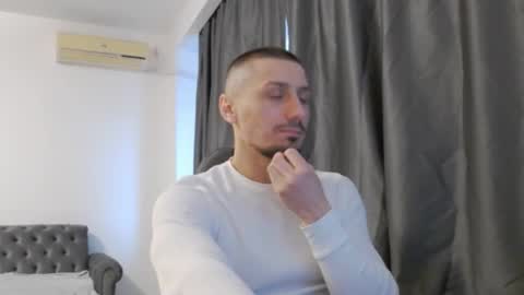 Snapshot of xxx_alejandro chatting on 03/02/25, 09:10 xxx_alejandro online show from 03/02/25, 09:10