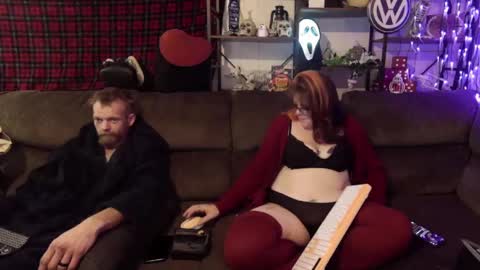 Snapshot of xxx_brattyslut_xxx chatting on 02/02/25, 07:52 CaliRaeMaxXx online show from 02/02/25, 07:52