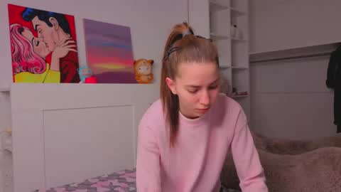 Snapshot of xxx_hotbae_xxx chatting on 04/16/26, 12:55 Eva online show from 04/16/26, 12:55