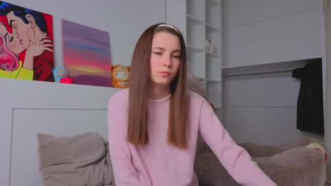 Snapshot of xxx_hotbae_xxx chatting on 04/20/26, 05:54 Eva online show from 04/20/26, 05:54