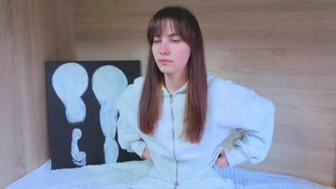Snapshot of xxx_hotbae_xxx chatting on 05/17/26, 06:44 Eva online show from 05/17/26, 06:44