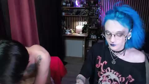 Snapshot of xxx_rays chatting on 07/23/26, 11:30 Ray and Andy online show from 07/23/26, 11:30