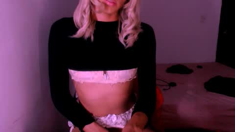 Chiara online show from 11/27/25, 03:52