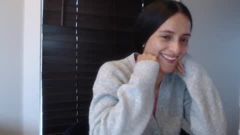 Snapshot of xxxbellalola chatting on 10/20/25, 07:14 Lola online show from 10/20/25, 07:14